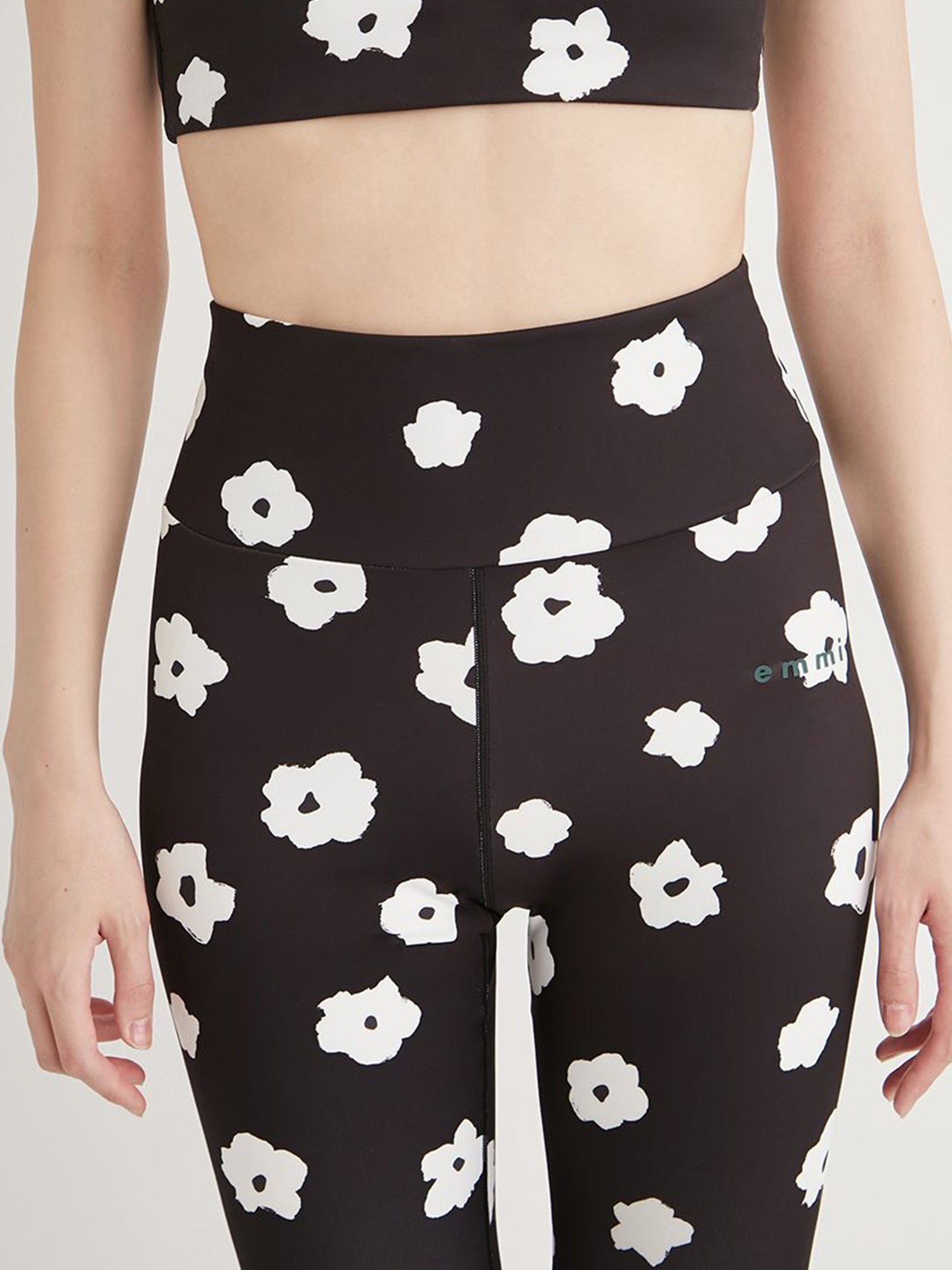 【emmi】醒目的花朵紧身裤 Emmi 女士瑜伽服 下装 热瑜伽 长款 / 25SS 14WCP251204