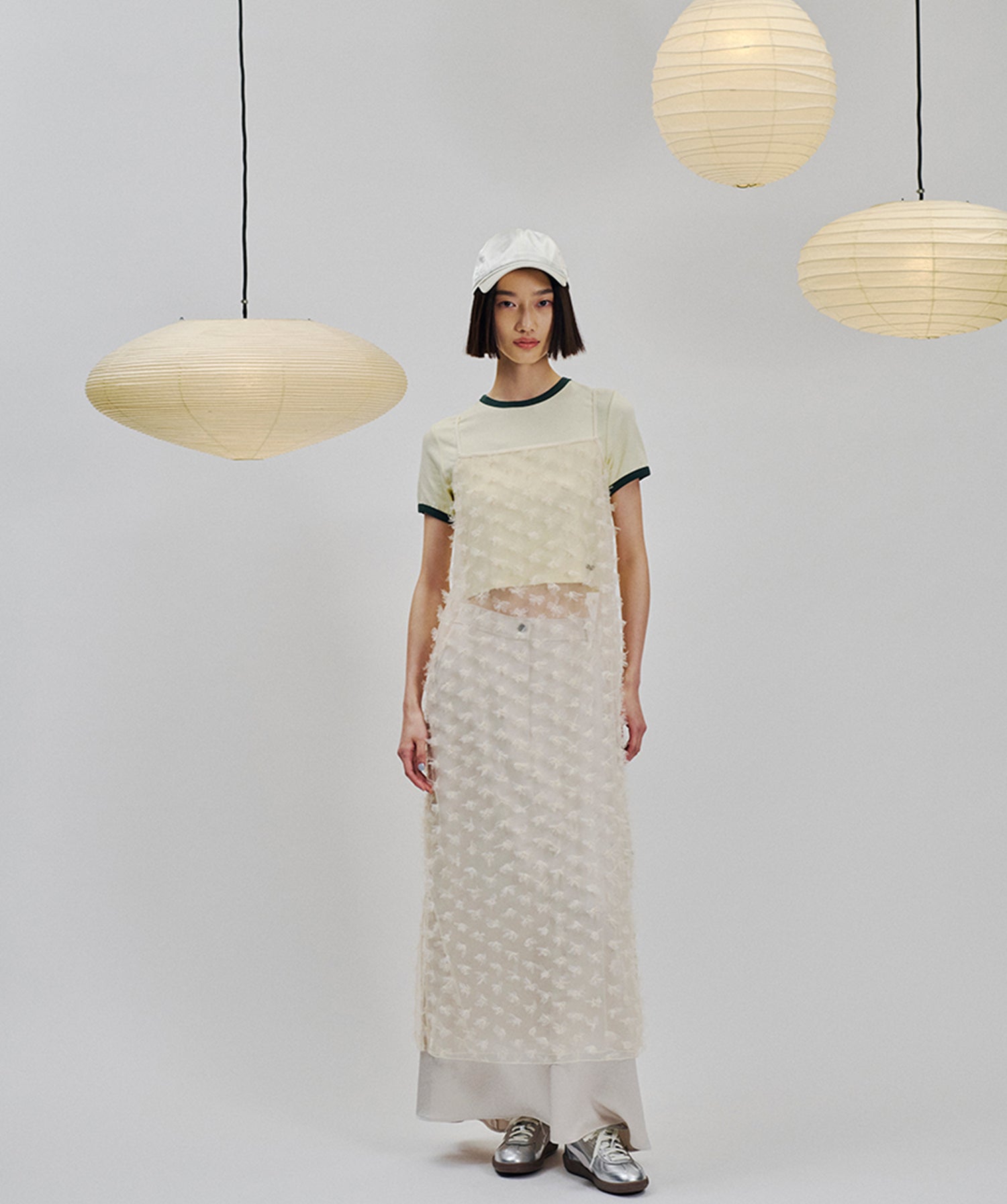 【emmi】emmi Logo莫代尔迷你T恤 emmi 女款运动休闲T恤短袖短款衣长/25SS 13WCT251060