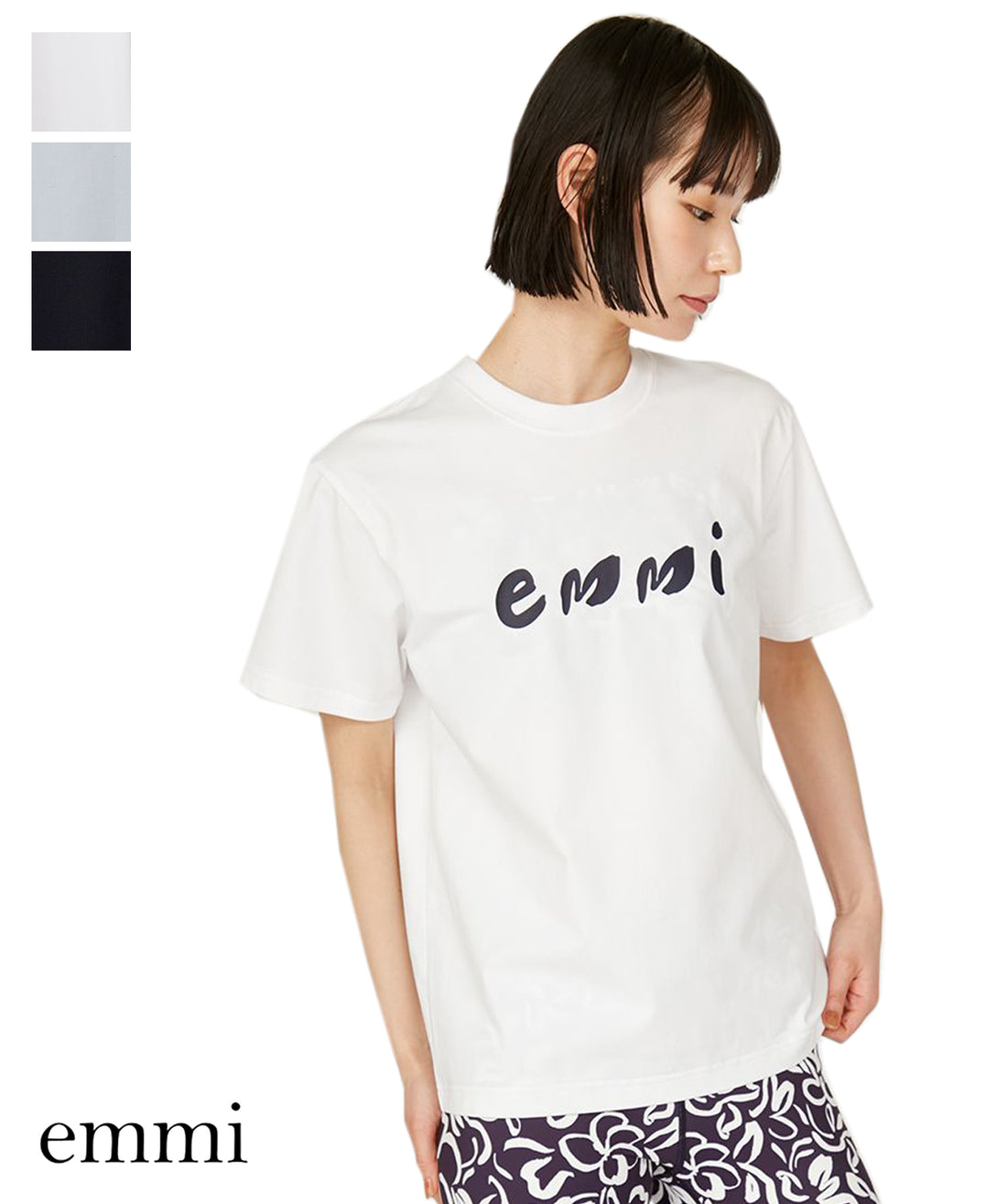 【emmi】emmi Logo莫代尔迷你T恤 emmi 女款运动休闲T恤短袖短款衣长/25SS 13WCT251060