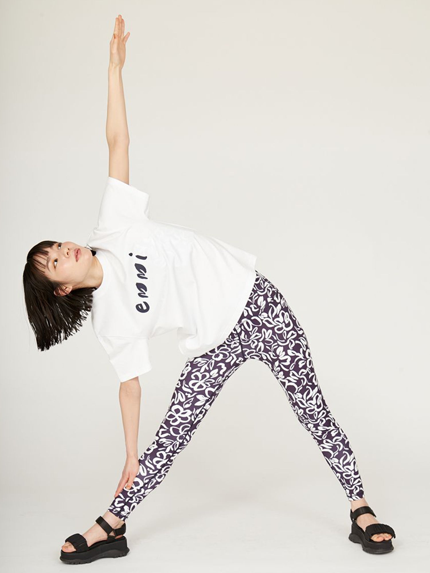 【emmi】醒目的花朵紧身裤 Emmi 女士瑜伽服 下装 热瑜伽 长款 / 25SS 14WCP251204