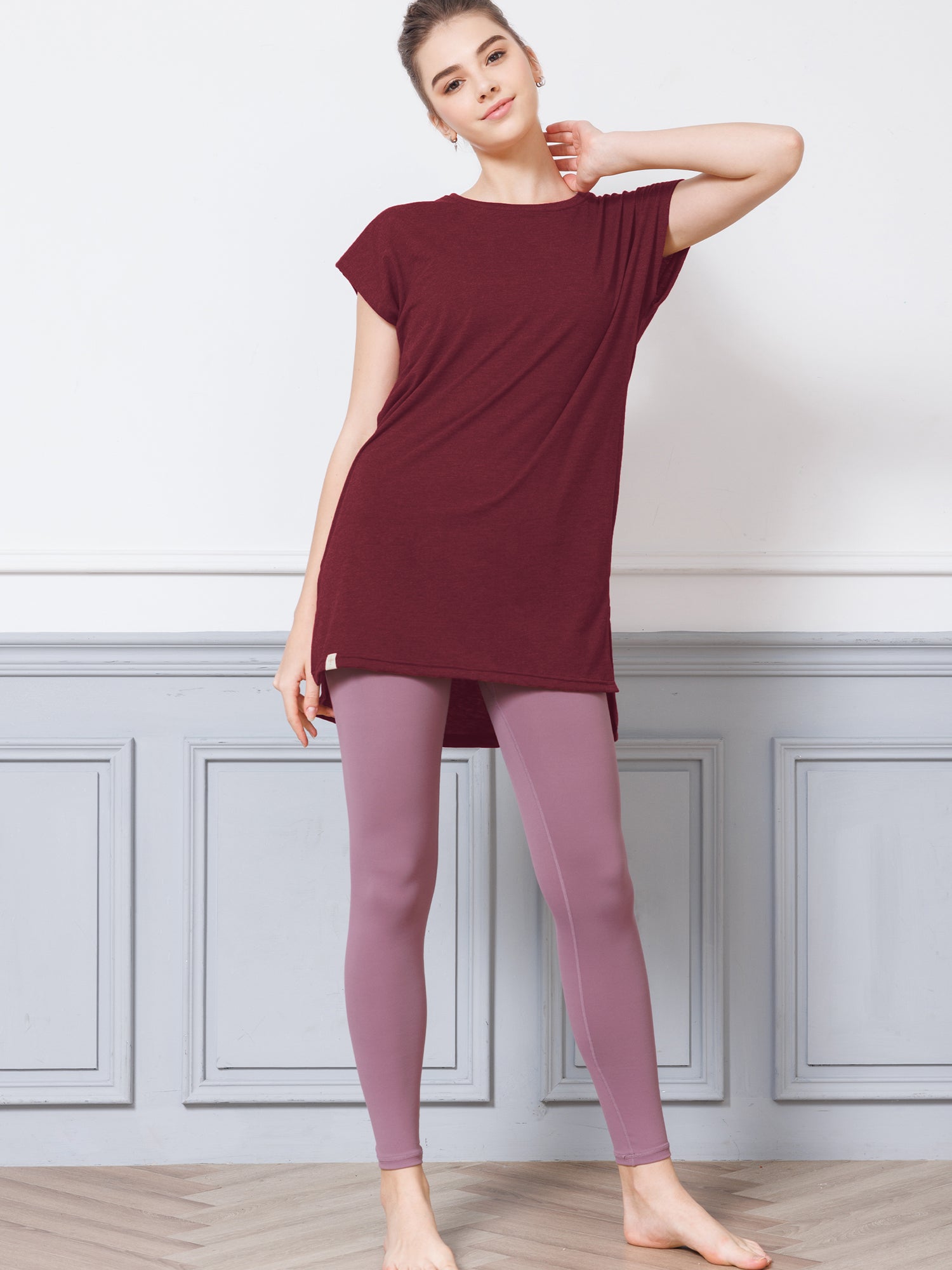 [Loopa] ルーパ サイドスリット チュニック Tee side slit tunic tee / ヨガトップス ヨガウェア Tシャツ [A] 20_1-Puravida! プラヴィダ　ヨガ ピラティス フィットネスショップ