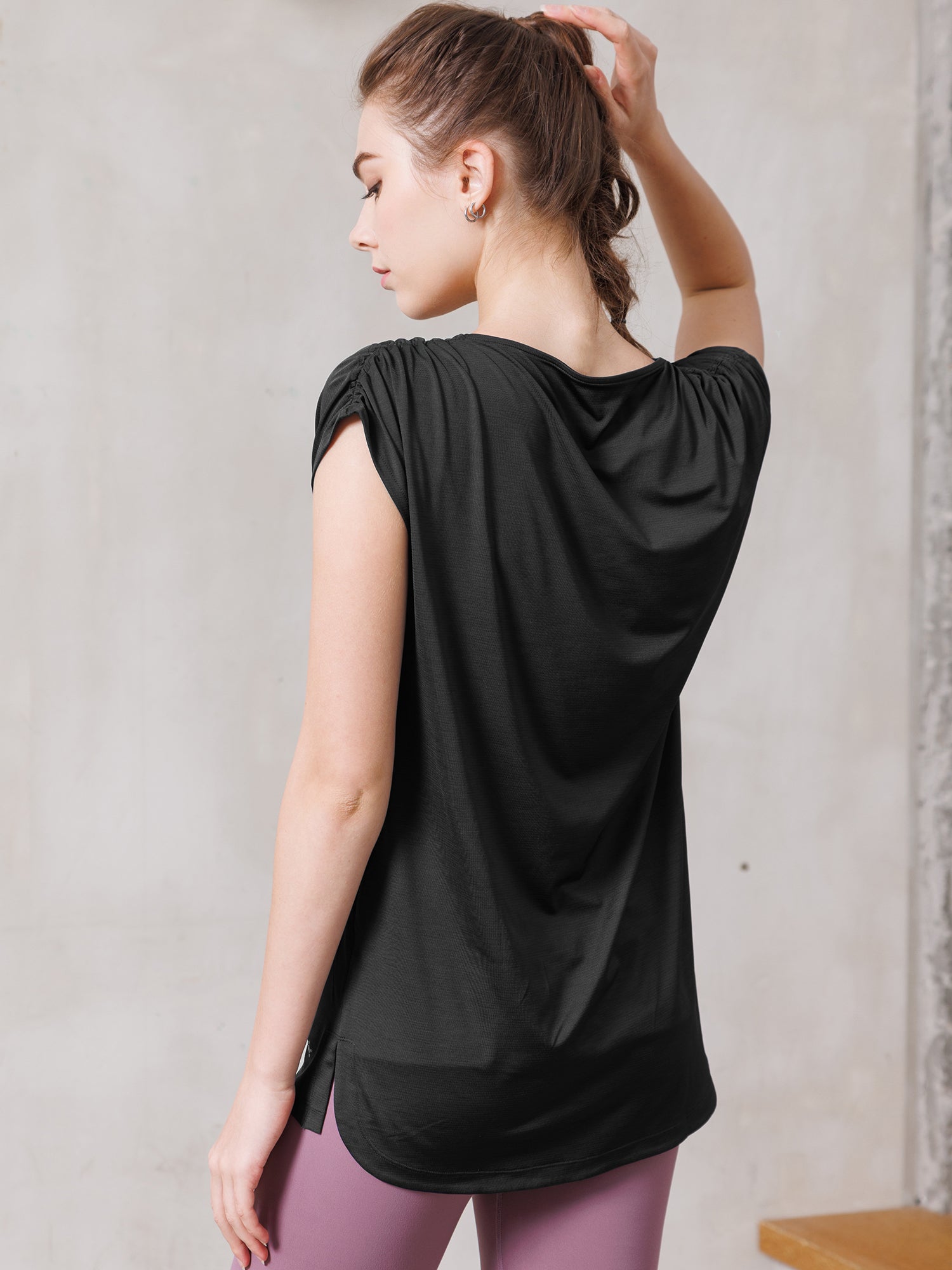 [Loopa] ルーパ ルーシュ ヨガ チュニック ruche yoga tunic Tシャツ ヨガトップス / ヨガウェア 21FW [SOFF]-Puravida! プラヴィダ　ヨガ ピラティス フィットネスショップ