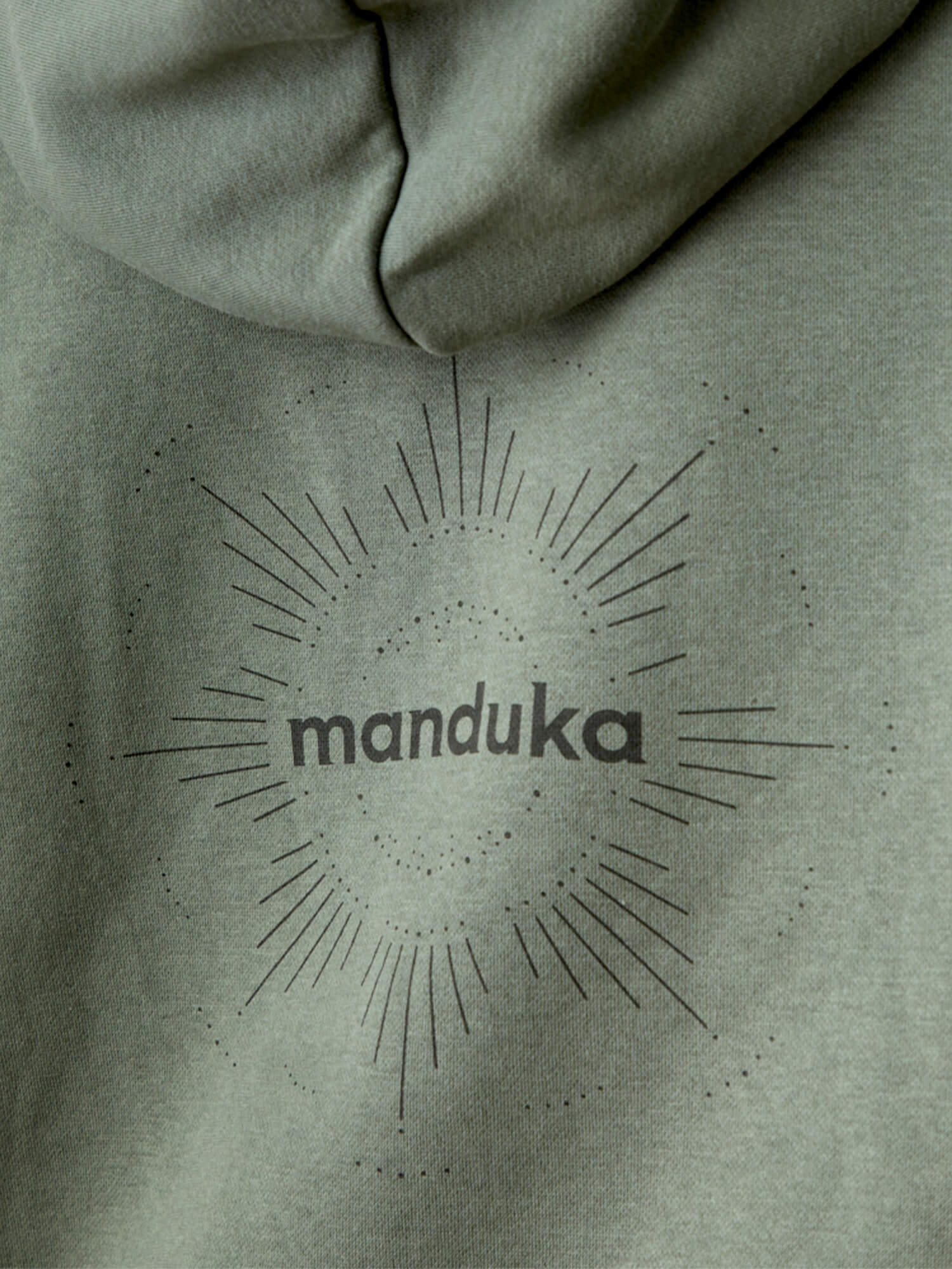 [Manduka] ハーフムーン フーディー／マンドゥカ レディース ヨガウェア トップス 長袖 パーカー W Half Moon Hoodie-Puravida! プラヴィダ　ヨガ ピラティス フィットネスショップ