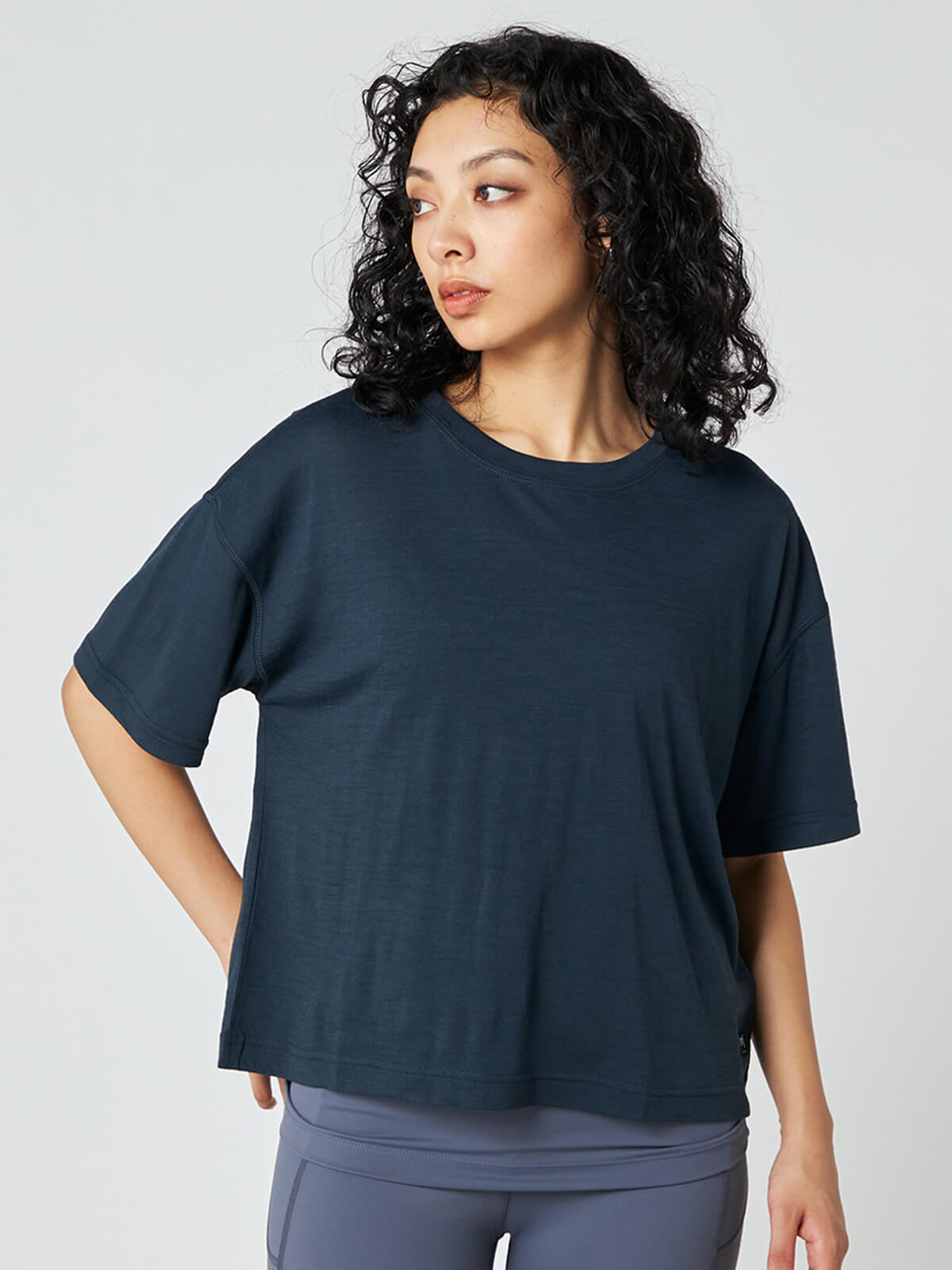 [[sn] super.natural] W ボクシー TEE スーパーナチュラル レディース ヨガウェア 半袖 Tシャツ カットソー / 23FW SNW020030-Puravida! プラヴィダ　ヨガ ピラティス フィットネスショップ