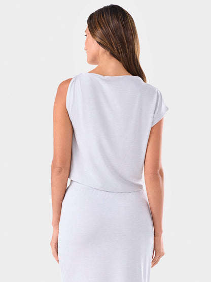 30%OFF[限定SALE][TAVI] ブラッシュド Tec ニット アシメトリカル Tシャツ Brushed Tec Knit Asymmetrical Tee／タビ レディース  トップス 半袖 ショート丈 カットソー [EX]