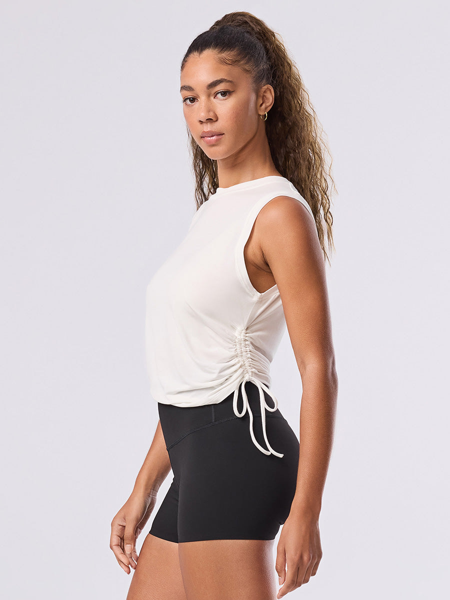 10%OFF[限定SALE][TAVI] クロップ サイドタイ タンク Crop Side Tie Tank／ヨガ トップス ピラティス タンク 吸汗 速乾