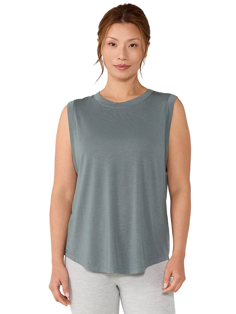 [春クーポン][TAVI] ハイネック マッスルタンク タビ レディース  トップス タンクトップ  通気性 吸湿 速乾 26SS D3 TOESOX