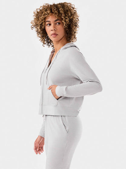 [TAVI] ソフトTec ジップフーディー SoftTec Zip Hoodie ／ タビ レディース  トップス フーディ パーカー ヨガ ピラティス  26SS