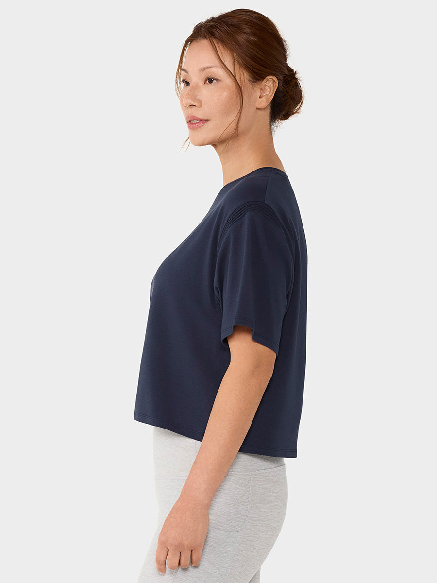 [春クーポン][TAVI] モーション Tee タビ レディース  トップス 半袖 ショート丈 クルーネック TOESOX