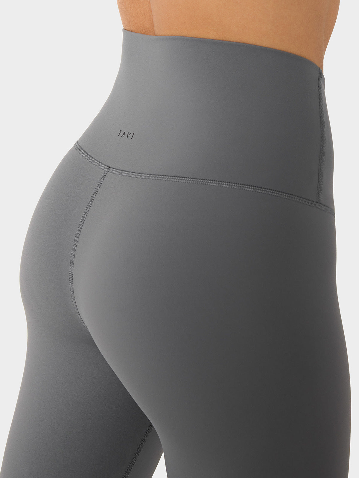 20%OFF[SALE][TAVI] ハイウエスト レギンス HIGH WAISTED LEGGINGS／ ヨガ ボトムス ピラティス ヨガパンツ 美脚 美尻 体型カバー TOESOX24FW_D3