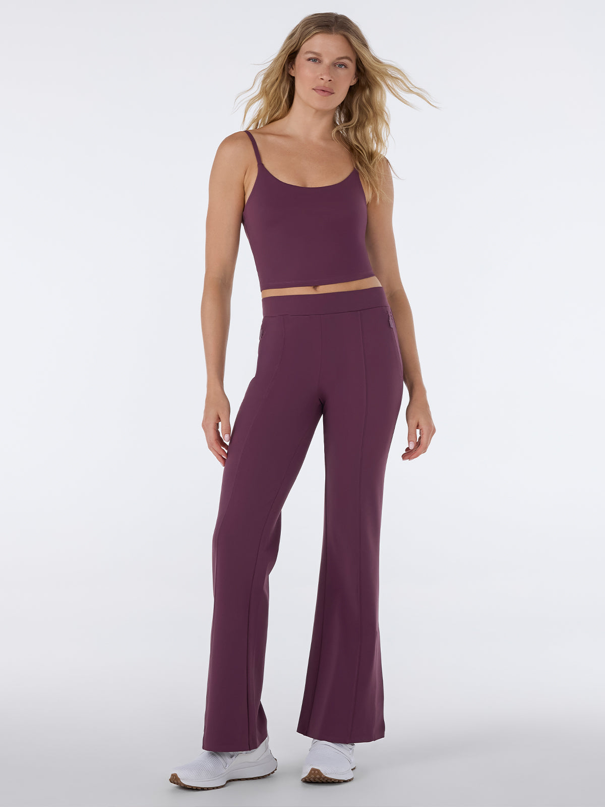 [TAVI] CAMI BRA / Yoga top with cups, camisole, Pilates bralette, yoga wear, TOESOX