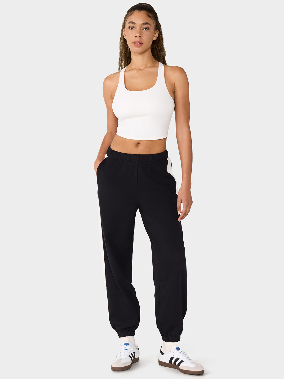 10%OFF[限定SALE][TAVI] リニューブラ Renew Bra タビ レディース  トップス スポーツブラ インナー カップ付 26SS