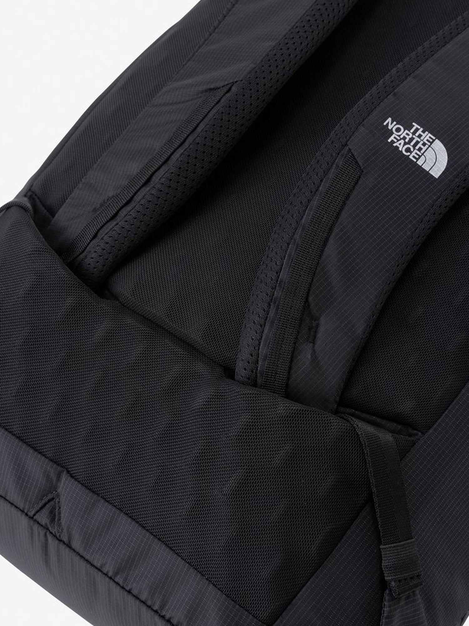 [THE NORTH FACE] ヘイジー トートパック ノースフェイス ユニセックス アウトドア リュックサック デイパック メンズ レディース / 24FW NM82456-Puravida! プラヴィダ　ヨガ ピラティス フィットネスショップ