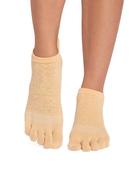 15%OFF[限定SALE][ToeSox] Low Rise Tec ローライズ テック（Full-Toe／つま先あり） グリップ ソックス ／ ヨガ ピラティス 滑り止め付 靴下 26SS_D1  CORE