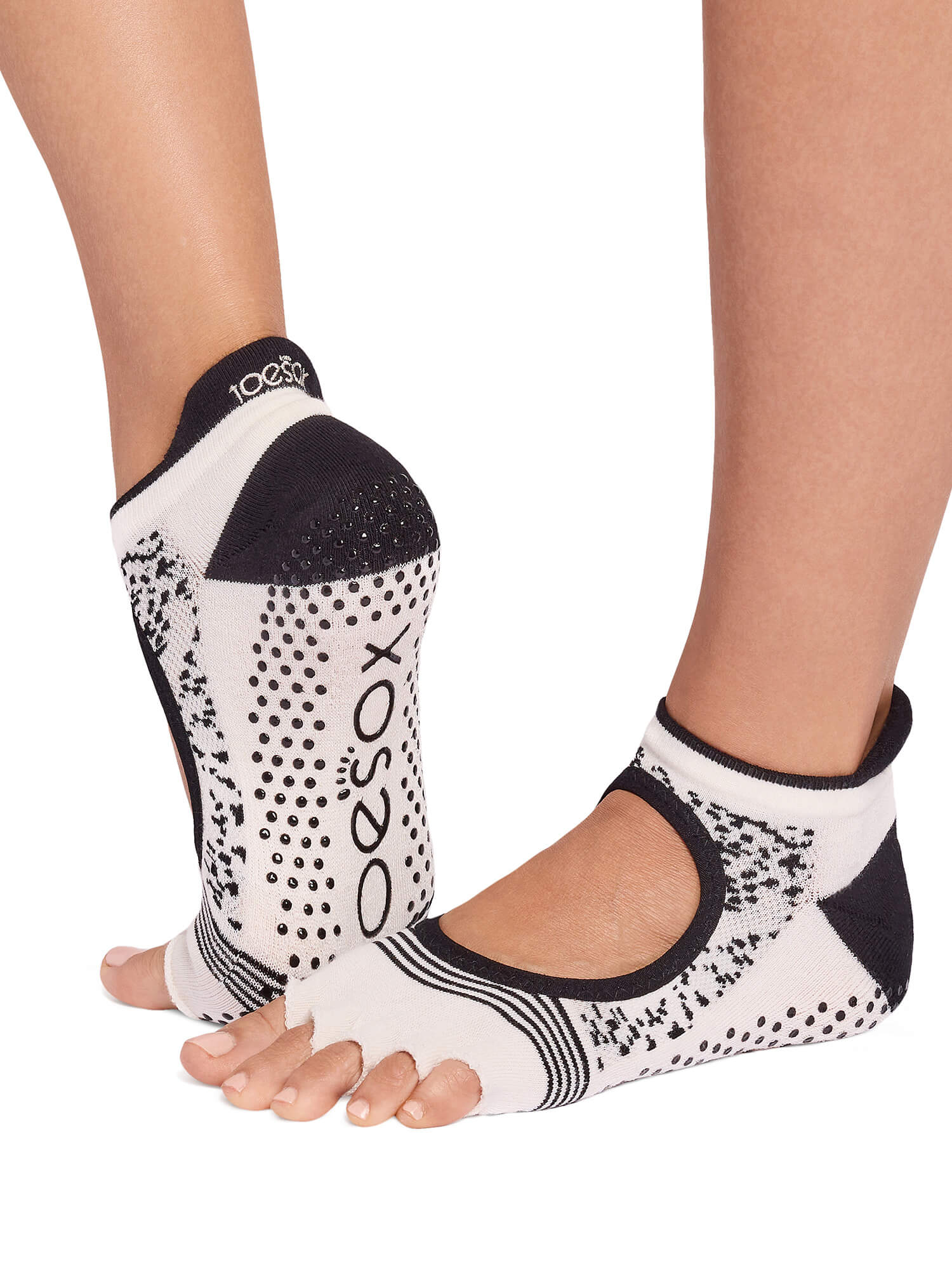 最大30%OFF[限定SALE][ToeSox] Bellarina Tec ベラリナ テック（Half-Toe／つま先なし） テック グリップ ソックス／ ヨガ ピラティス 滑り止め付 靴下 CORE[EX]