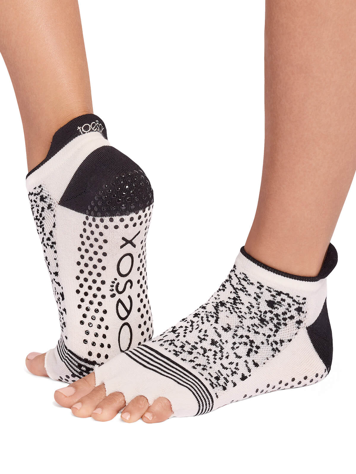 最大29%OFF[限定SALE][ToeSox] Low Rise Tec ローライズ テック（Half-Toe／つま先なし） グリップ ソックス ／ ヨガ ピラティス 滑り止め付 靴下[EX]