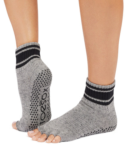 [限定SALE][ToeSox] Melody メロディー（Half-Toe／つま先なし） グリップ ソックス／ ヨガ ピラティス 滑り止め付 靴下 クルー丈 26SS_D1