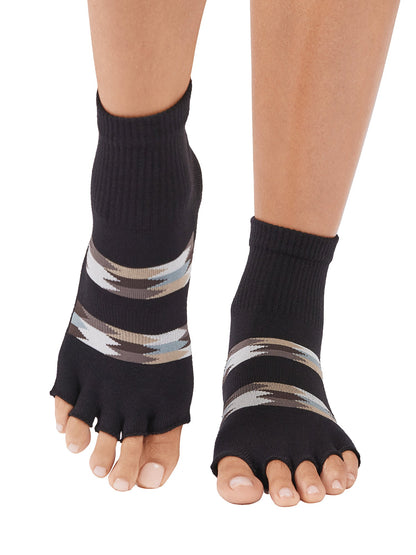 [ToeSox] Melody Ultra Fine Knit メロディー ウルトラファインニット（Half-Toe／つま先なし） グリップ ソックス／ ヨガ ピラティス 滑り止め付 靴下 クルー丈 25FW_D1