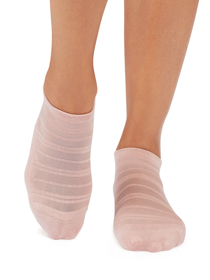 [TAVI] Savvy Breeze サヴィ ブリーズ グリップ ソックス ／ ヨガ ピラティス 滑り止め付 靴下 25FW_D2