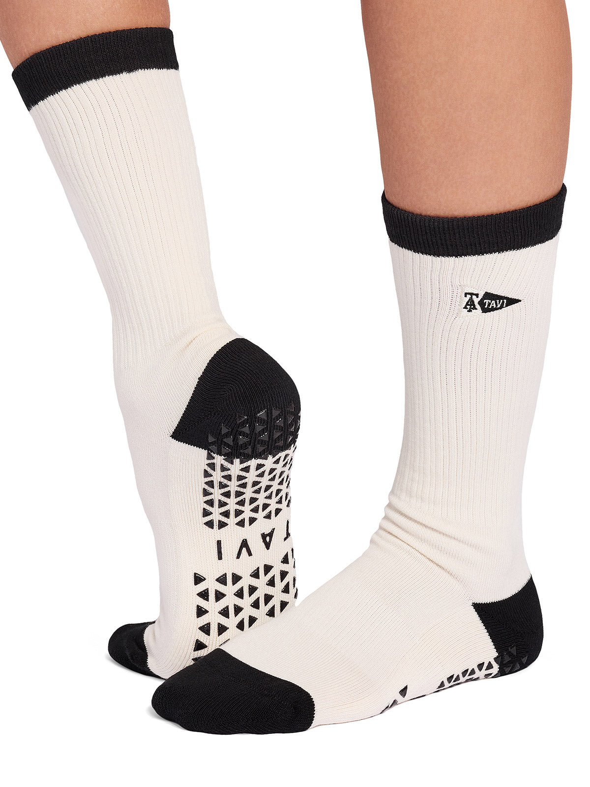 最大29%OFF[限定SALE][TAVI] Kai カイ グリップ ソックス ／ ヨガ ピラティス 滑り止め付 靴下 26SS_D1 CORE-P [EX]