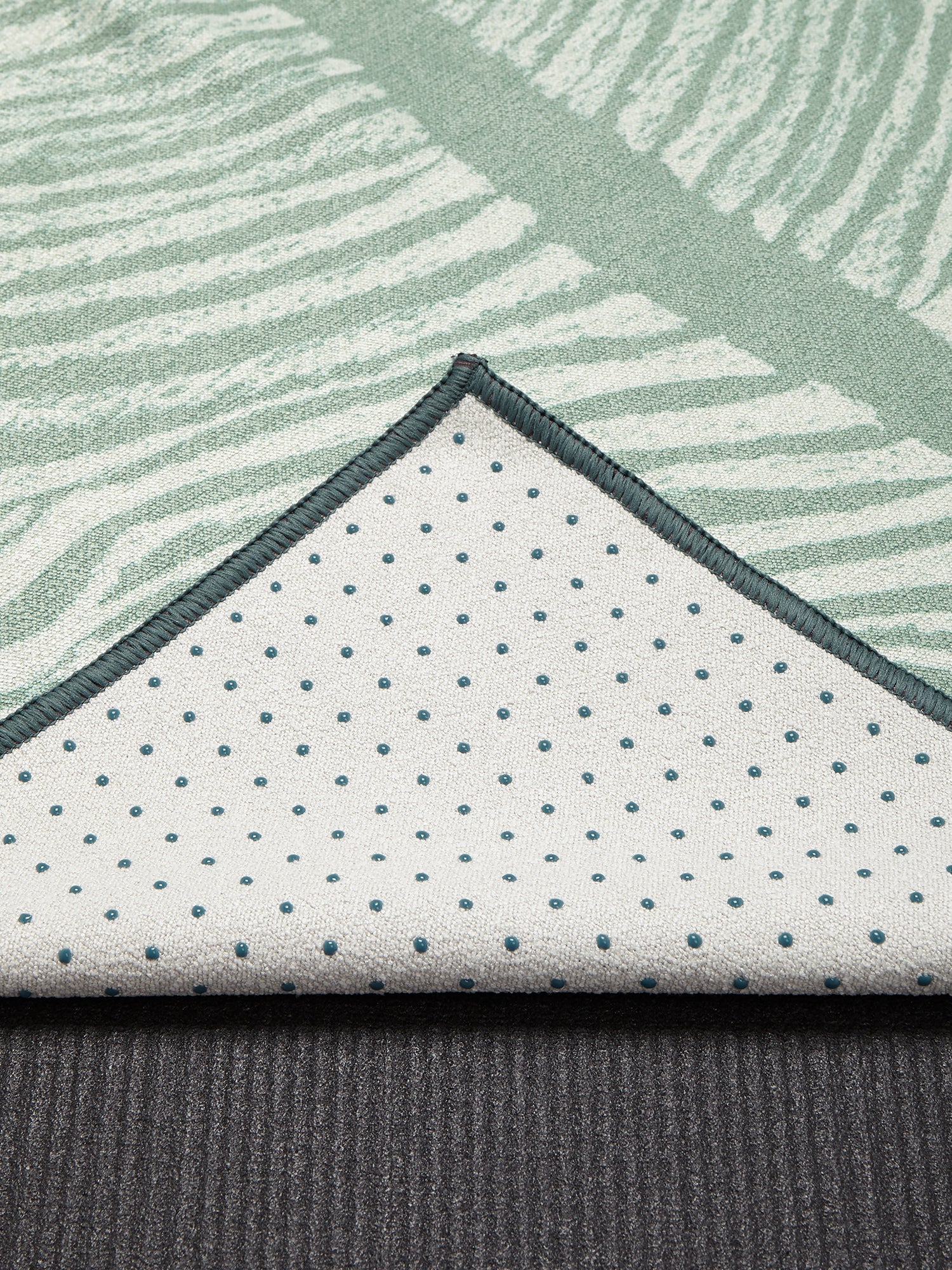 [Manduka] YOGITOES rスキッドレス マット 柄 プリント / マンドゥカ ヨギトース ヨガラグ ヨガタオル 25FW 2509