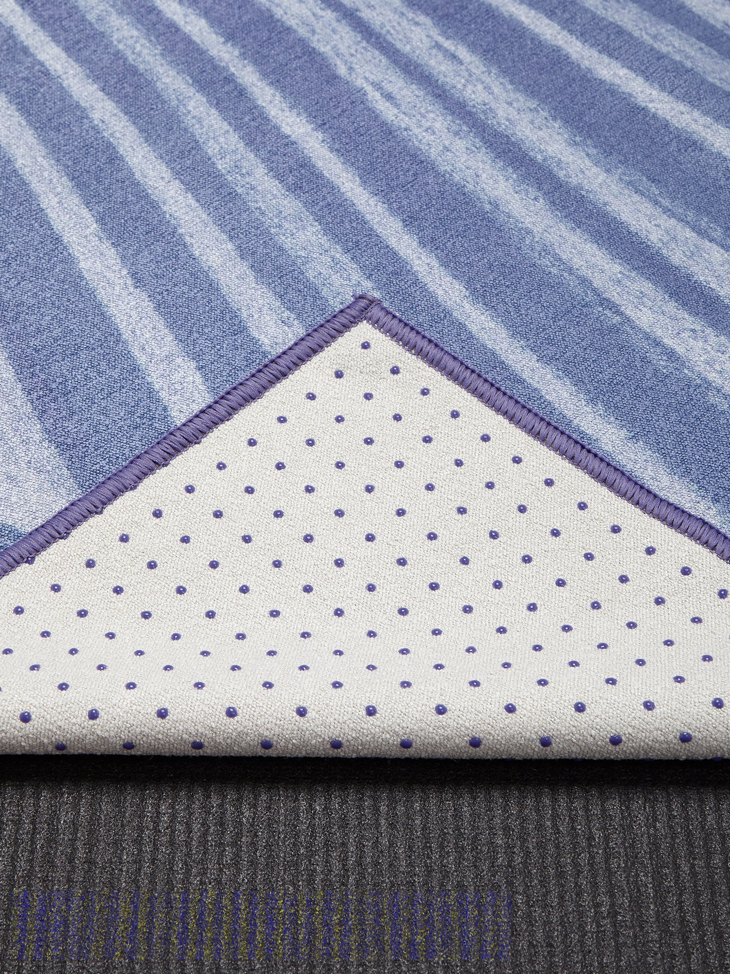 [Manduka] YOGITOES rスキッドレス マット 柄 プリント / マンドゥカ ヨギトース ヨガラグ ヨガタオル 25FW 2509