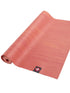 [Manduka] eko super lite エコ スーパーライト トラベル ヨガマット (1.5mm) 折りたたみ / eKO Super Lite Travel Yoga Mat マンドゥカ 軽量 24FW-Puravida! プラヴィダ　ヨガ ピラティス フィットネスショップ
