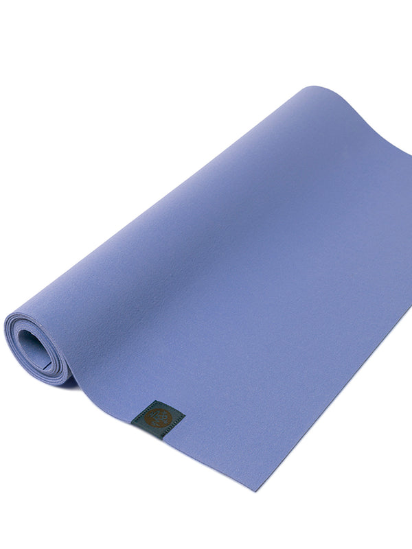 [Manduka] eko super lite エコ スーパーライト トラベル ヨガマット (1.5mm) 折りたたみ / eKO Super  Lite Travel Yoga Mat マンドゥカ 軽量 22FW [A] 80_1 - Puravida! プラヴィダ ヨガ フィットネスショップ  – Puravida! プラヴィダ ヨガ ピラティス ...