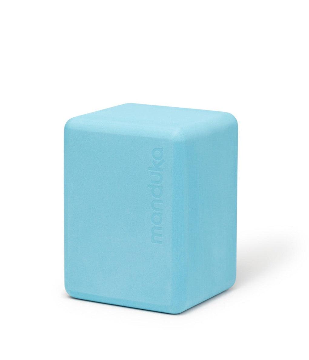 [Manduka] ヨガミニトラベルブロック ヨガブロック / Recycled Foam Yoga Mini Block 軽量 EVA 小さいサイズ ヨガグッズ[SOFF]-Puravida! プラヴィダ　ヨガ ピラティス フィットネスショップ