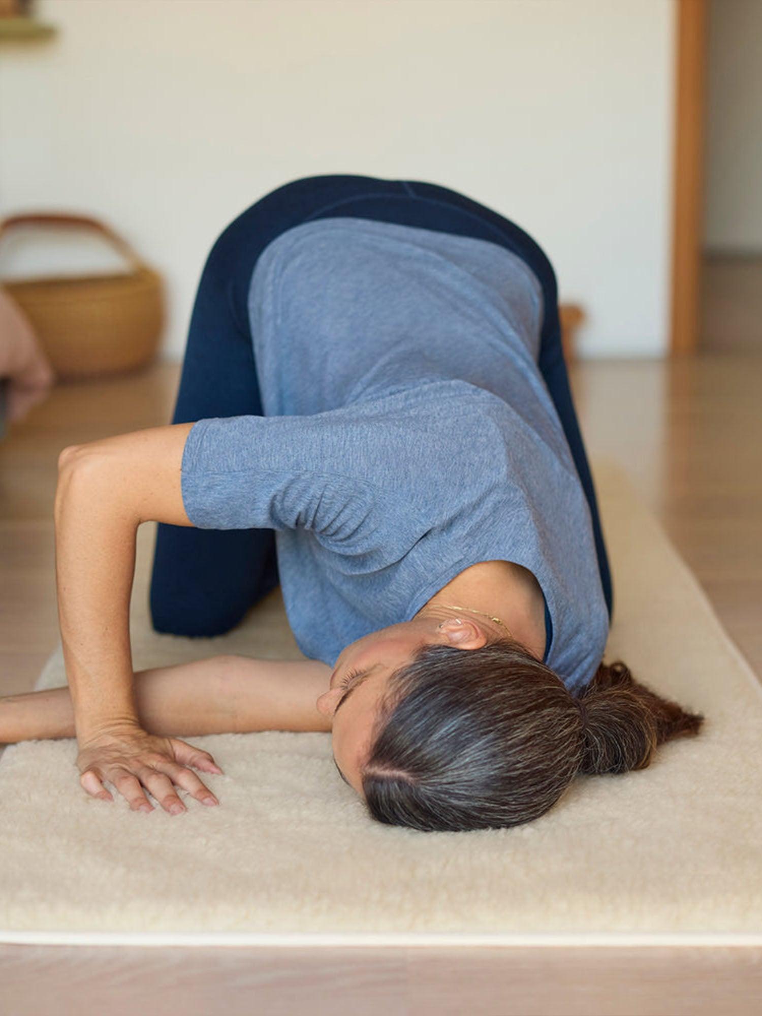 [Manduka] Shara Yoga Rug / Yoga Mat Foldable, Portable, Lightweight, Travel, Manduka 25SS