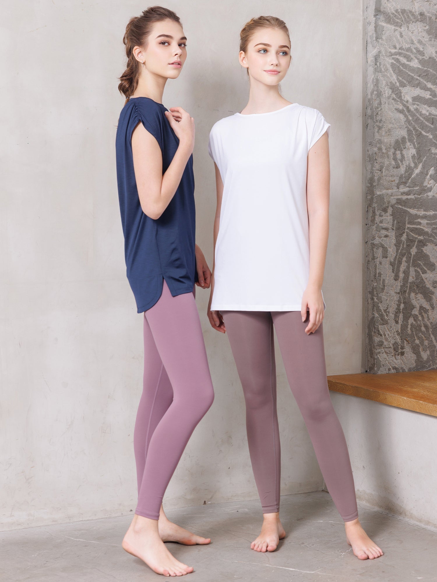 [Loopa] ルーパ ルーシュ ヨガ チュニック ruche yoga tunic Tシャツ ヨガトップス / ヨガウェア 21FW [SOFF]-Puravida! プラヴィダ　ヨガ ピラティス フィットネスショップ