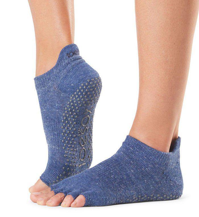 [TOESOX] ローライズ（Half-Toe) グリップ ソックス/ ヨガ 滑り止め付き下 23SS -Manduka マンドゥカ ヨガマット ヨガグッズ ヨガウェア ヨガ #カラー_ネイビーブルー