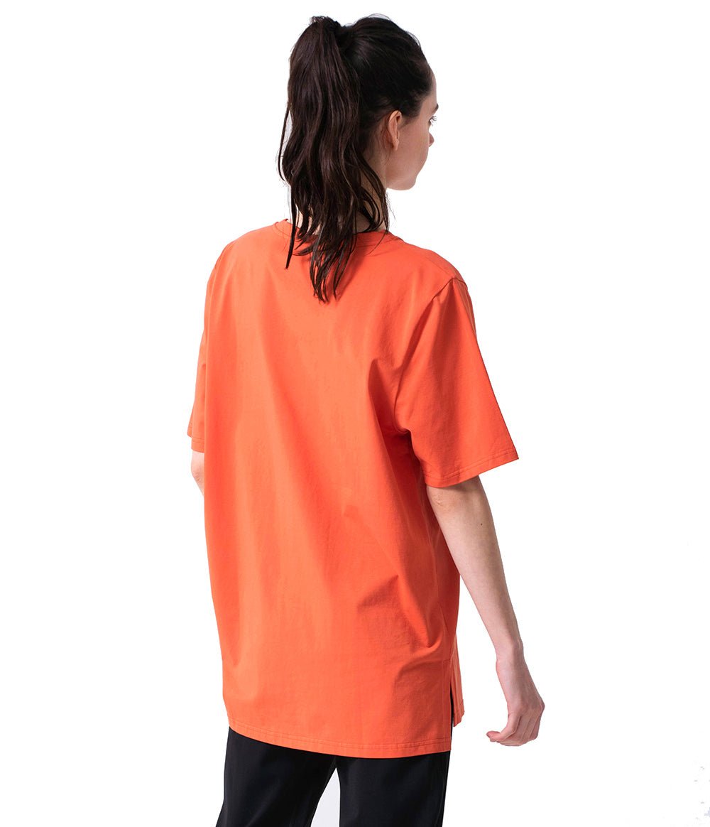 [ 新作割引 ][Loopa] ルーパ エッセンシャル Tシャツ ヨガトップス / ヨガウェア 22SS 予約販売 - Puravida! プラヴィダ　ヨガ フィットネスショップ
